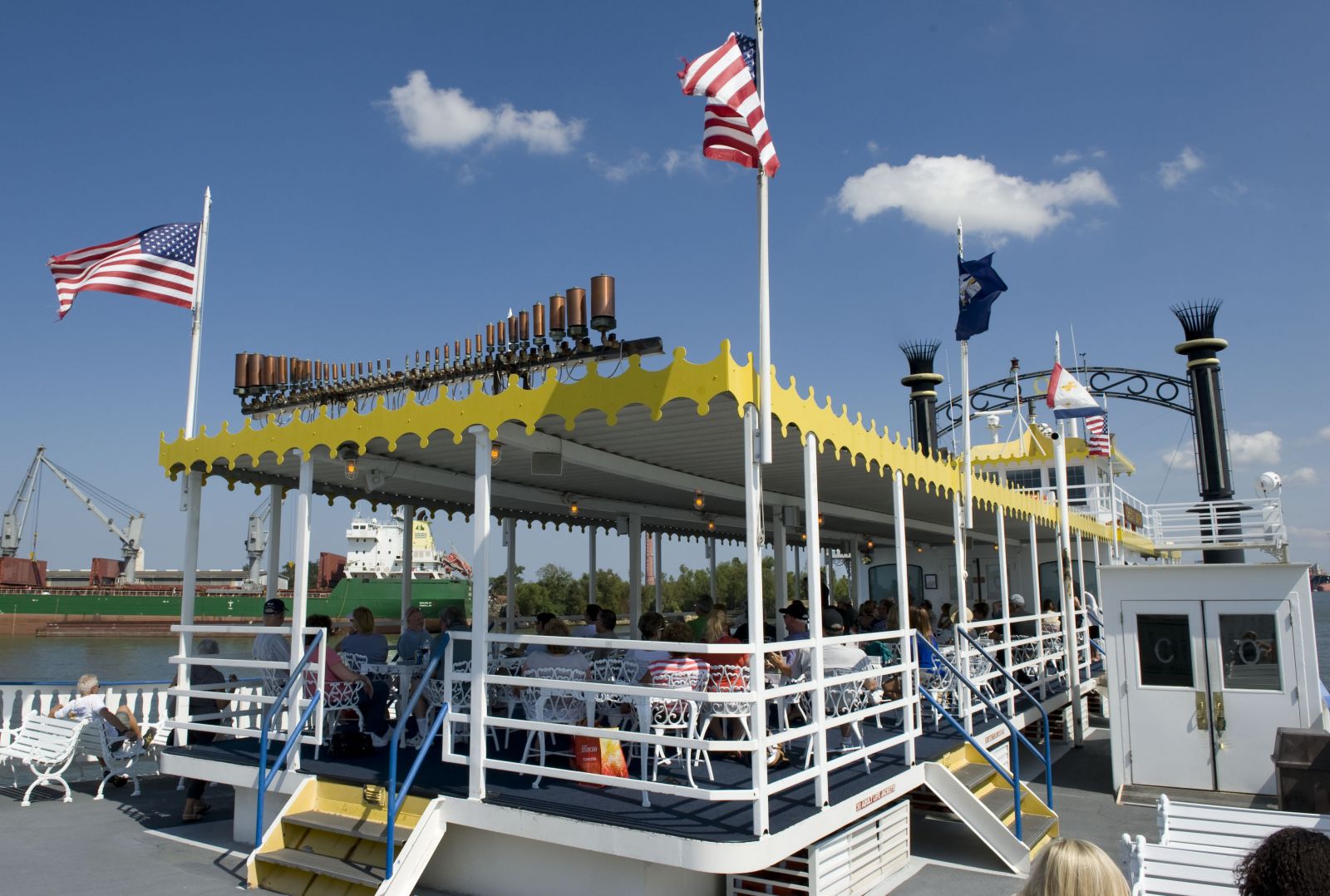 paddlewheeler creole queen riverboat cruises